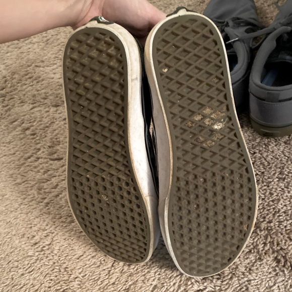 Men's Vans - Picture 4 of 5